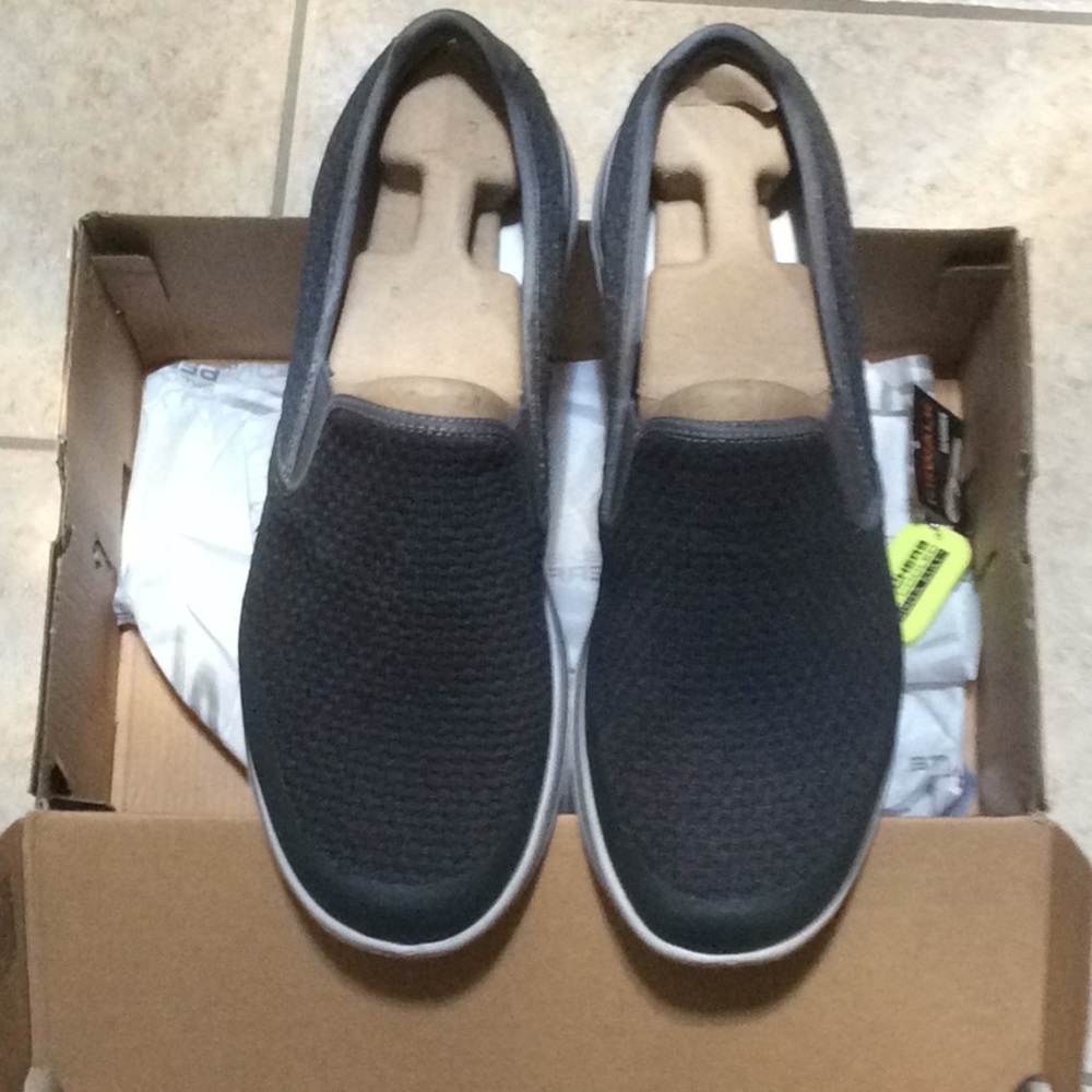 Skechers Go Walk